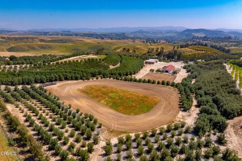 Photo of 14855 Middle Ranch Road, Moorpark, CA 93021 (MLS # V1-36933)