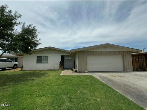 Photo of 391 N 9th Street, Blythe, CA 92225 (MLS # V1-29059) Photo of 391 N 9th Street, Blythe, CA 92225 (MLS # V1-29059)