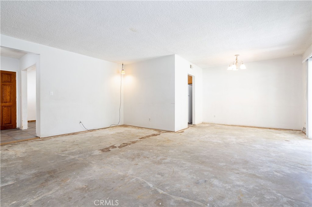 10411 Andasol Avenue