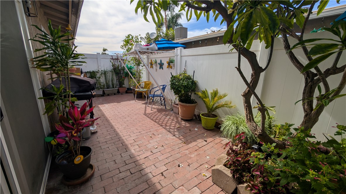Mira Vista (MRVS) - Residential