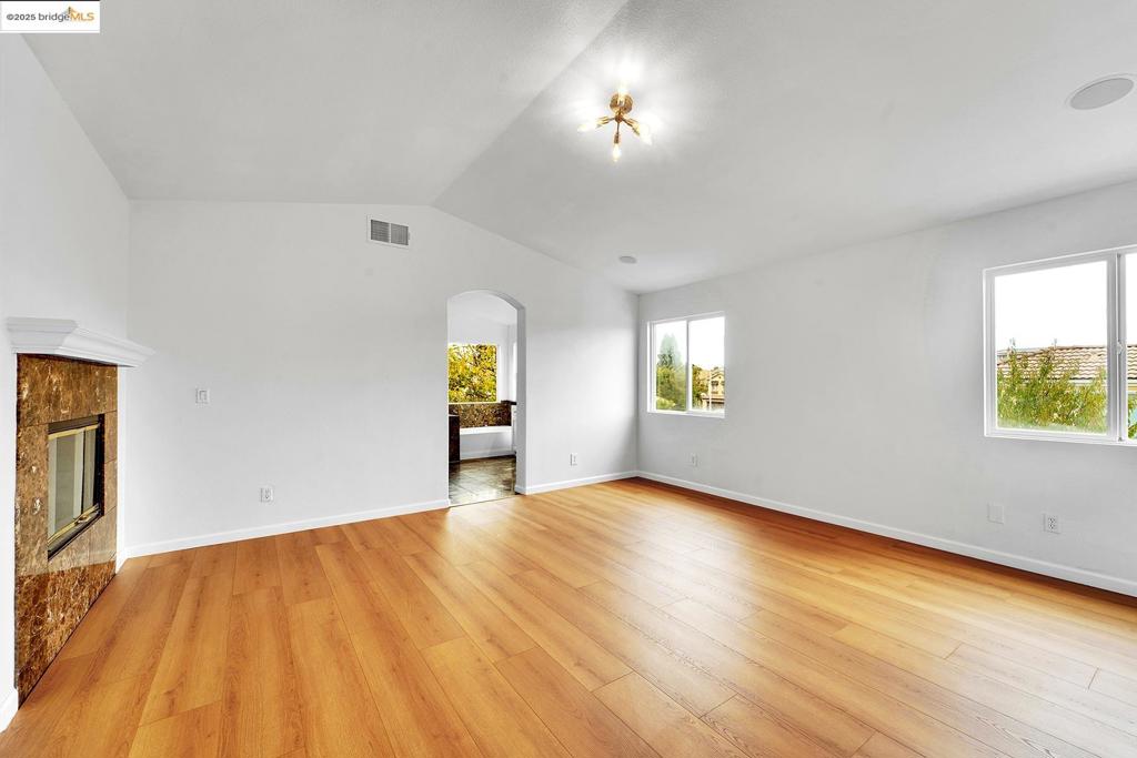 ANTIOCH - Residential