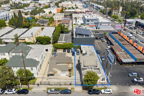 Photo of 1110 N Gower Street, Los Angeles, CA 90038 (MLS # 25583905) Photo of 1110 N Gower Street, Los Angeles, CA 90038 (MLS # 25583905)