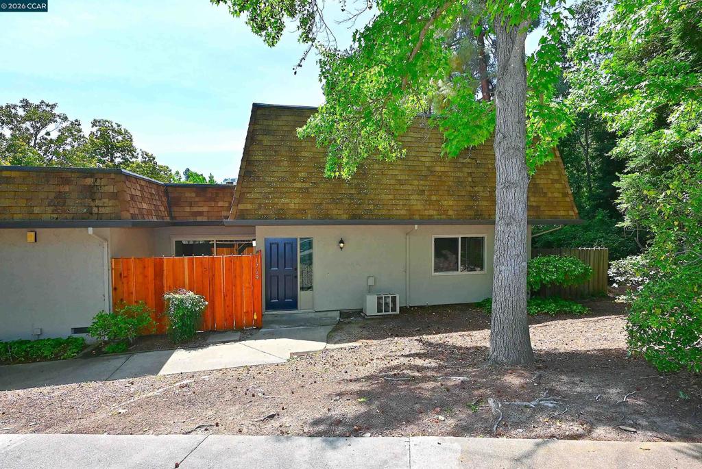 1769 Holland Cir