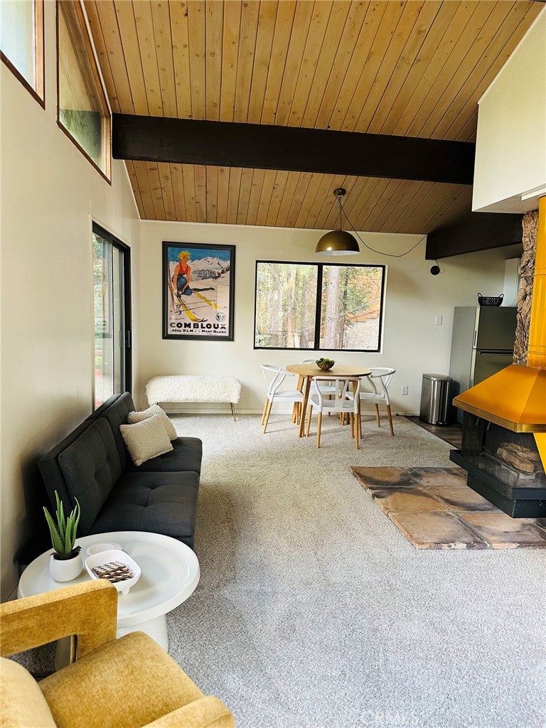 26227 Lake Forest
