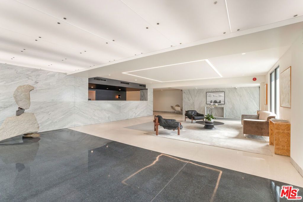 Photo of 818 N Doheny Drive #607, West Hollywood, CA 90069 (MLS # 25596199)