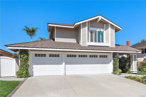 Photo of 28371 La Falda, Laguna Niguel, CA 92677 (MLS # OC26046719)