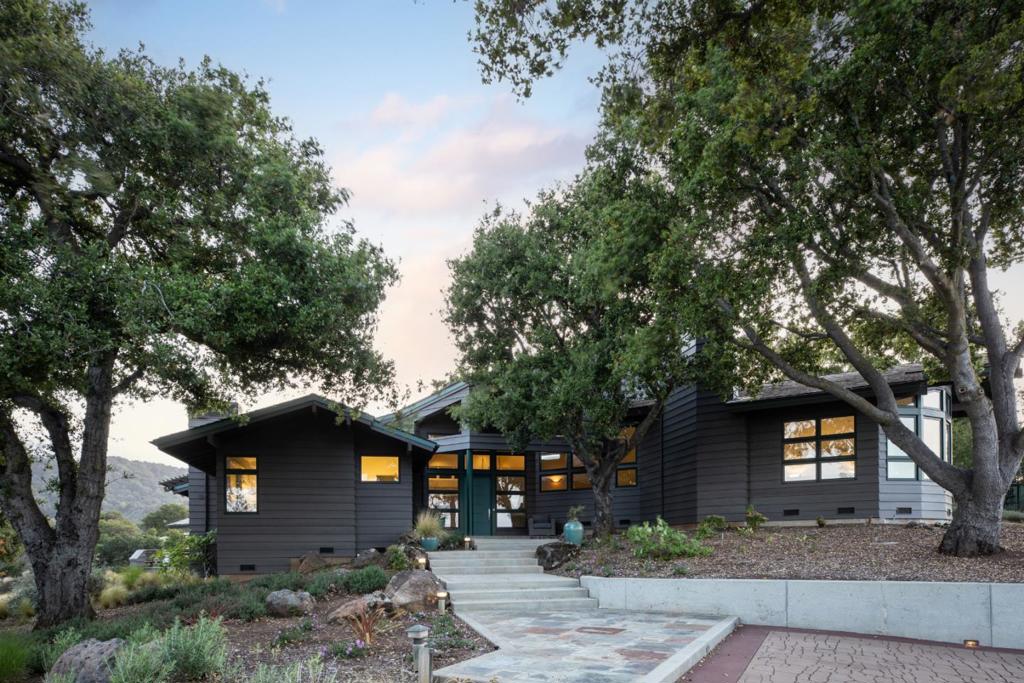 12008 Emerald Hill Lane