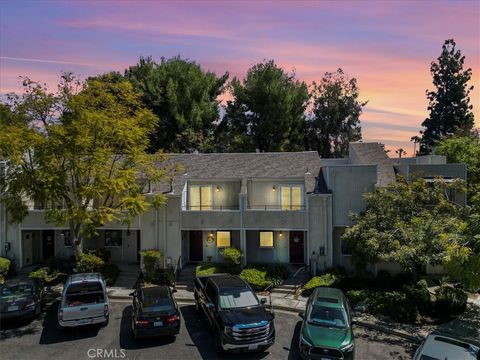 Photo of 640 Sycamore, Claremont, CA 91711 (MLS # DW26074911)