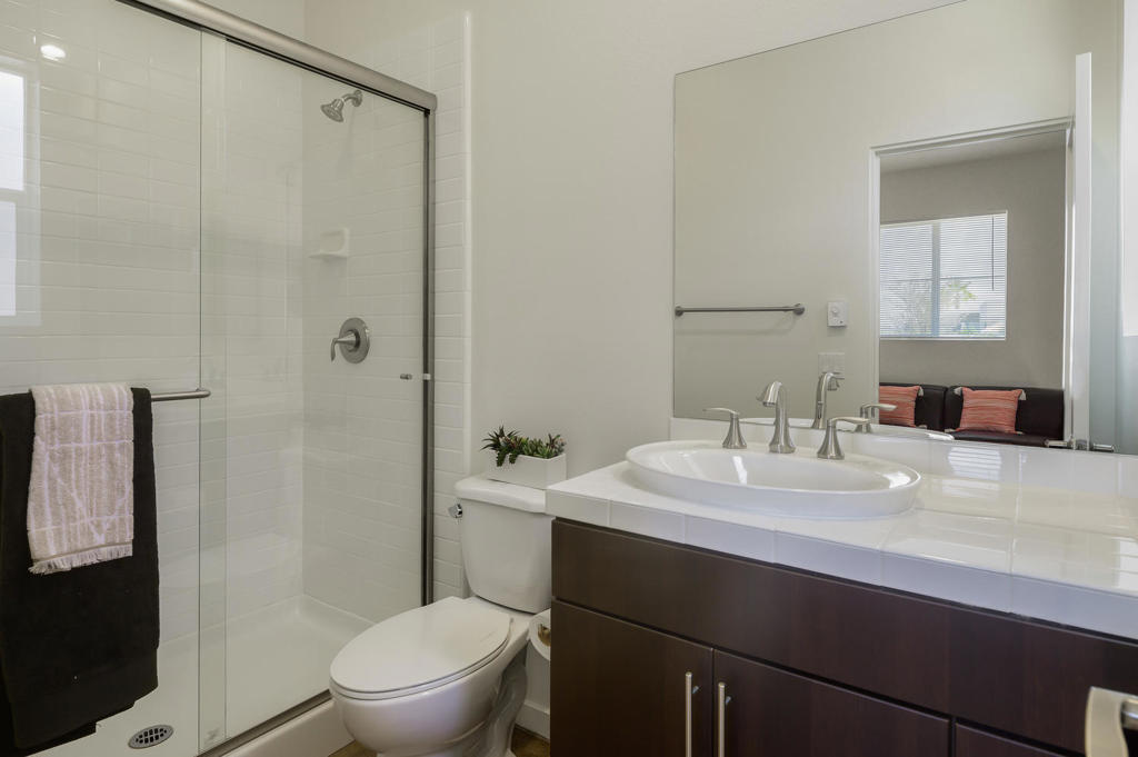 Escena - Residential