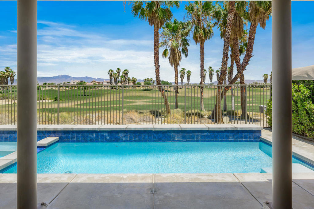 Escena - Residential