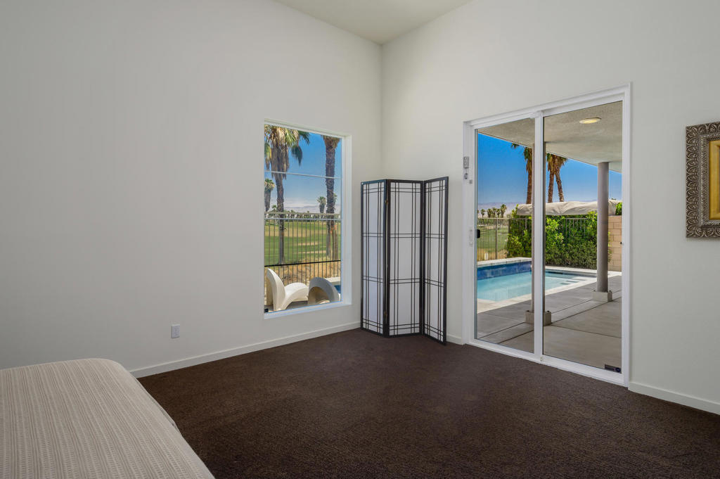 Escena - Residential