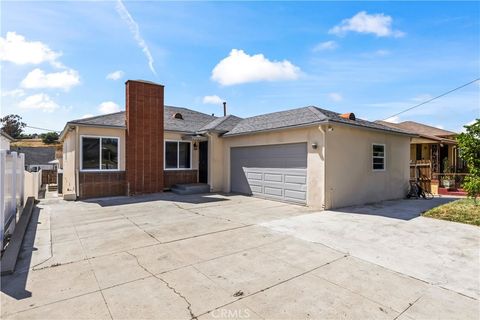 Photo of 2057 N Eastern Ave, Los Angeles, CA 90032 (MLS # AR26093972)