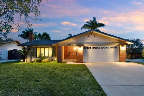 Photo of 14621 Roberto Rio Rd RD, Poway, CA 92064 (MLS # 260025913SD)