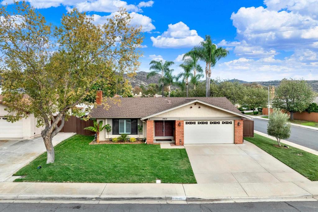 14621 Roberto Rio Rd