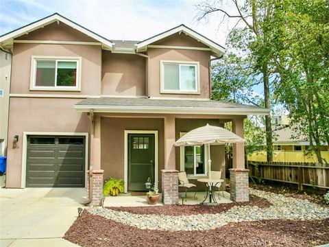 Photo of 2806 Vine Street, Paso Robles, CA 93446 (MLS # NS26079319)