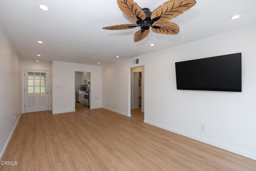 130 E Alta Green
