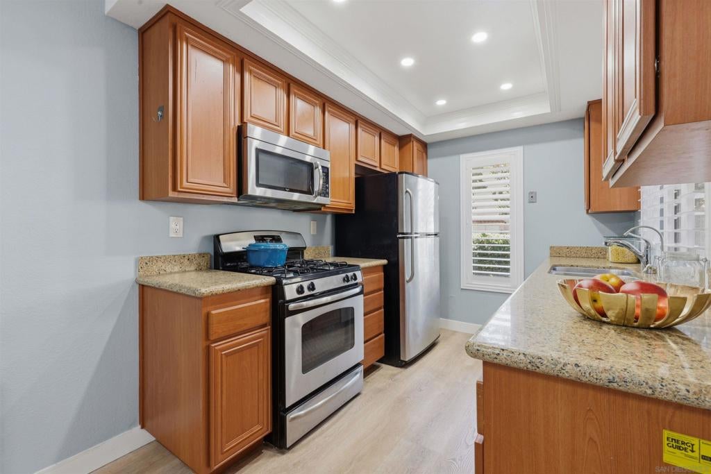 11156 Kelowna 55