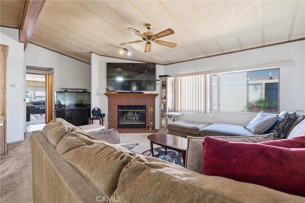 2545 E Avenue I 58
