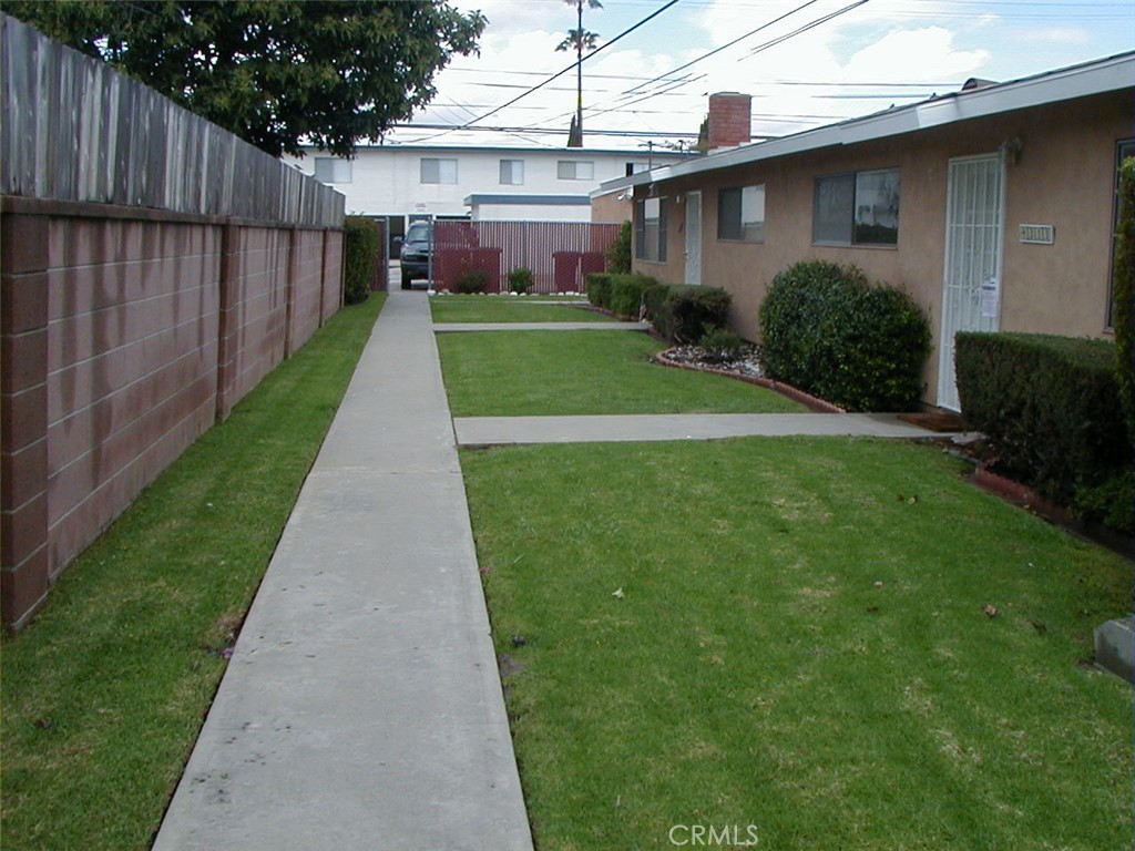 4311 Howard