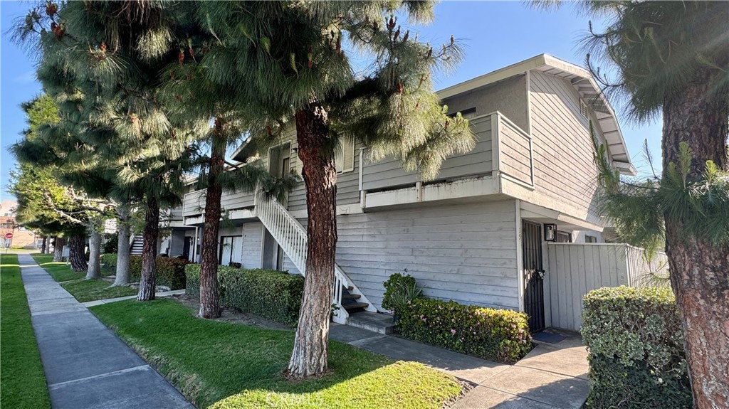 1200 S Sharon Circle