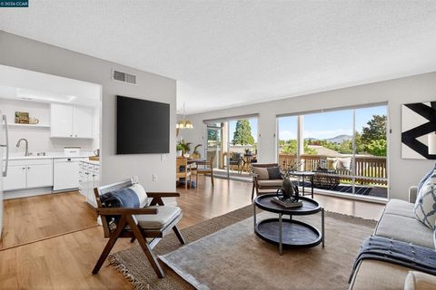 Photo of 1548 Golden Rain Rd #2, Walnut Creek, CA 94595 (MLS # 41128283)