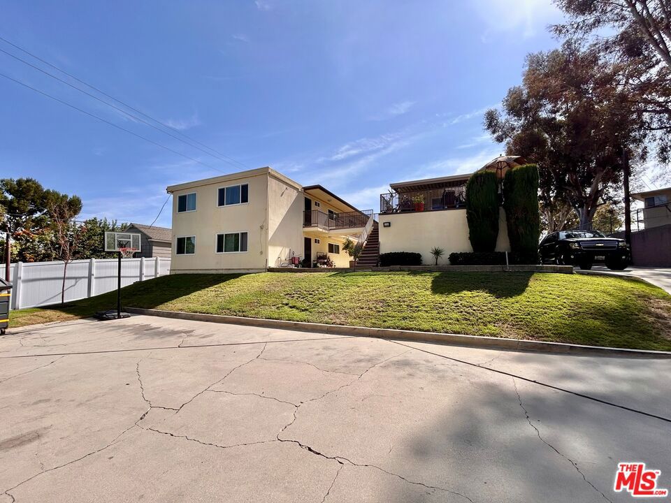 26377 Hillcrest Avenue