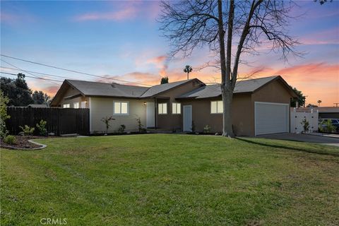 Photo of 2994 David St, Riverside, CA 92506 (MLS # CV26025012)