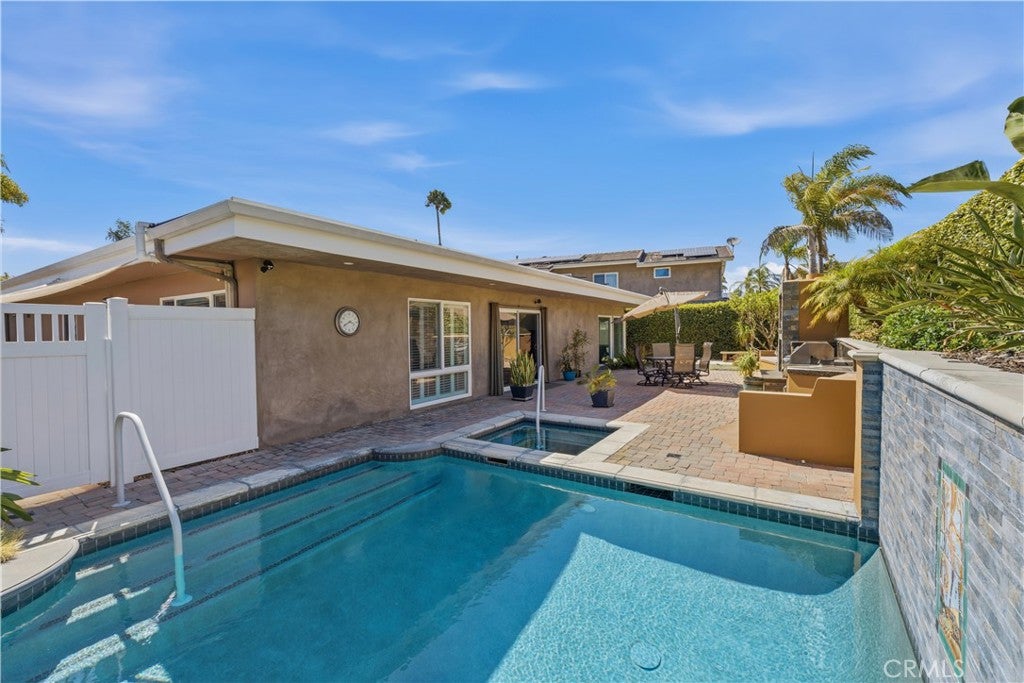 17140 Edgewater Lane, Huntington Beach CA 92649 - Photo 35