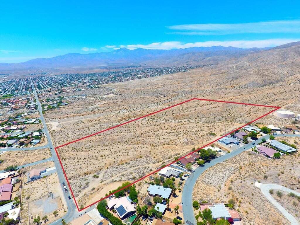 1 Desert View Avenue