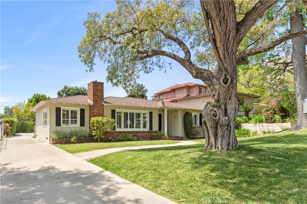 461 Crestvale Drive