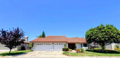 3829 Pinnacle Place Escondido CA 92025