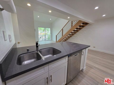 Tiny photo for 1440 Veteran Avenue #539, Los Angeles, CA 90024 (MLS # 26636075)