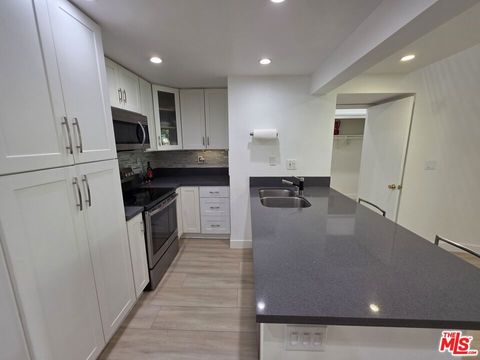 Tiny photo for 1440 Veteran Avenue #539, Los Angeles, CA 90024 (MLS # 26636075)