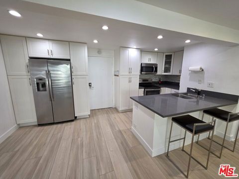 Tiny photo for 1440 Veteran Avenue #539, Los Angeles, CA 90024 (MLS # 26636075)