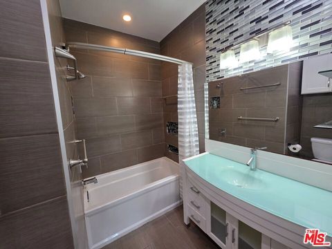 Tiny photo for 1440 Veteran Avenue #539, Los Angeles, CA 90024 (MLS # 26636075)