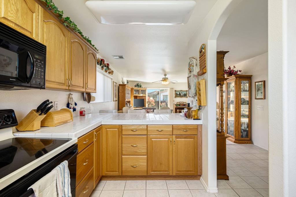 Desert Grove - Residential