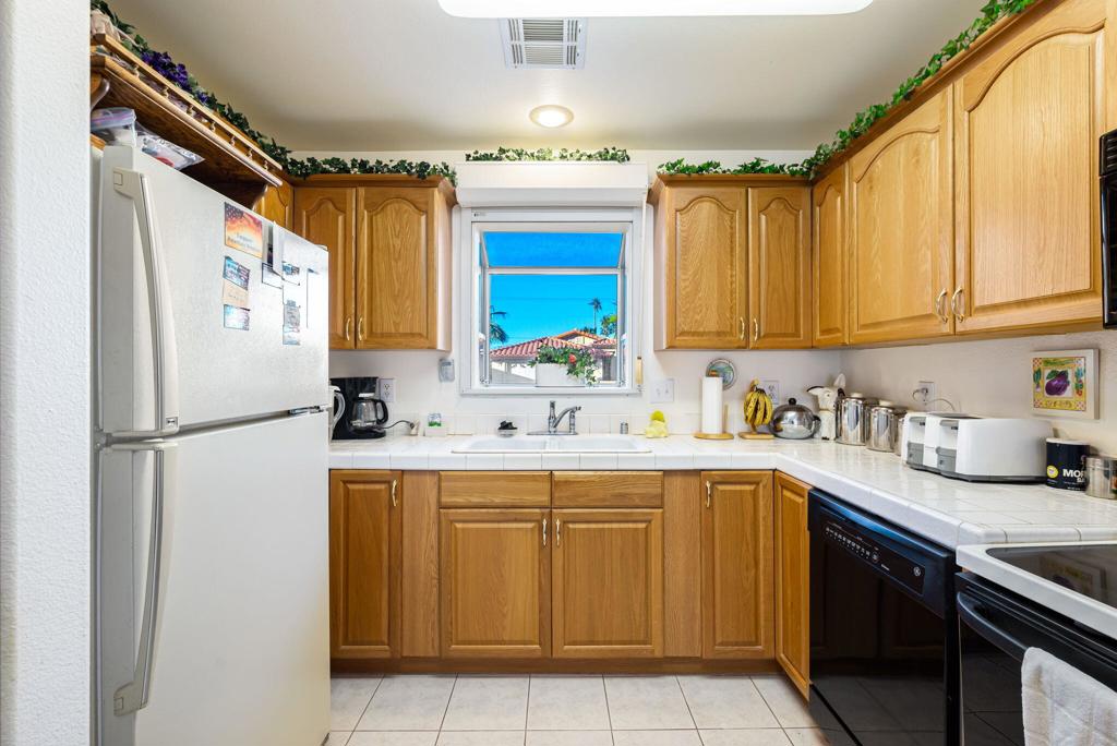 Desert Grove - Residential