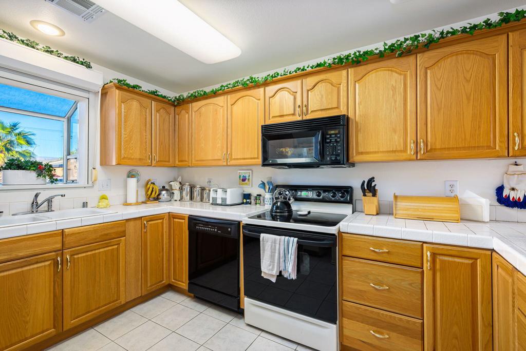 Desert Grove - Residential