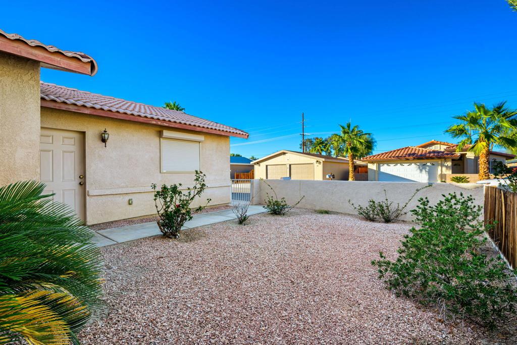 Desert Grove - Residential