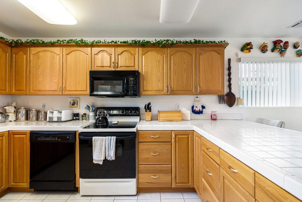 Desert Grove - Residential