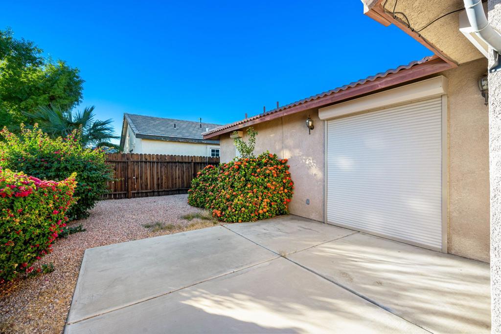 Desert Grove - Residential