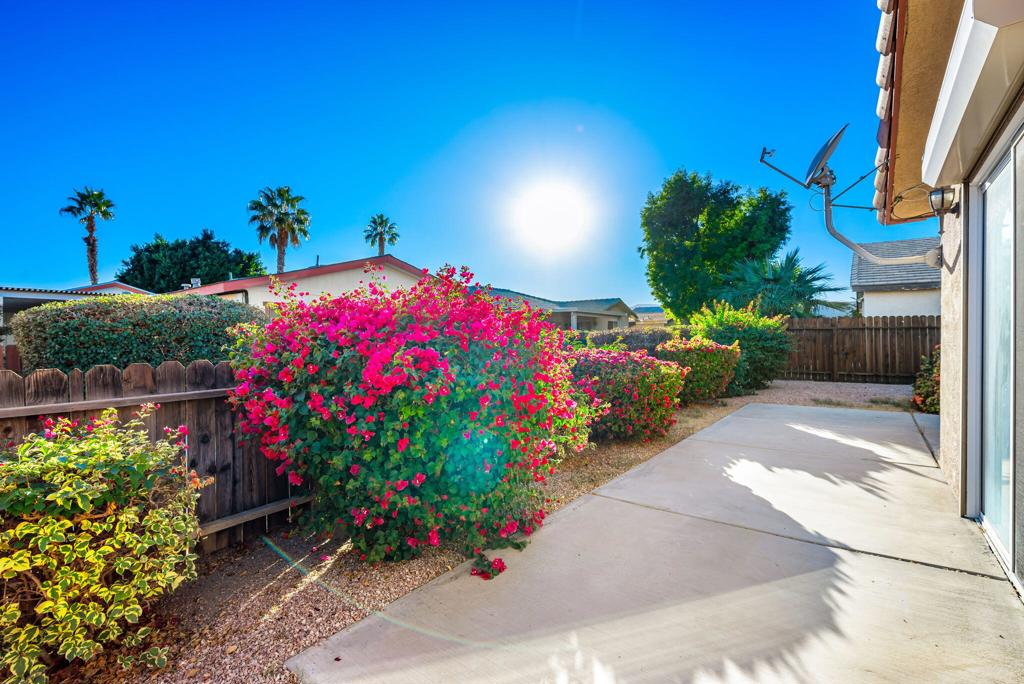 Desert Grove - Residential