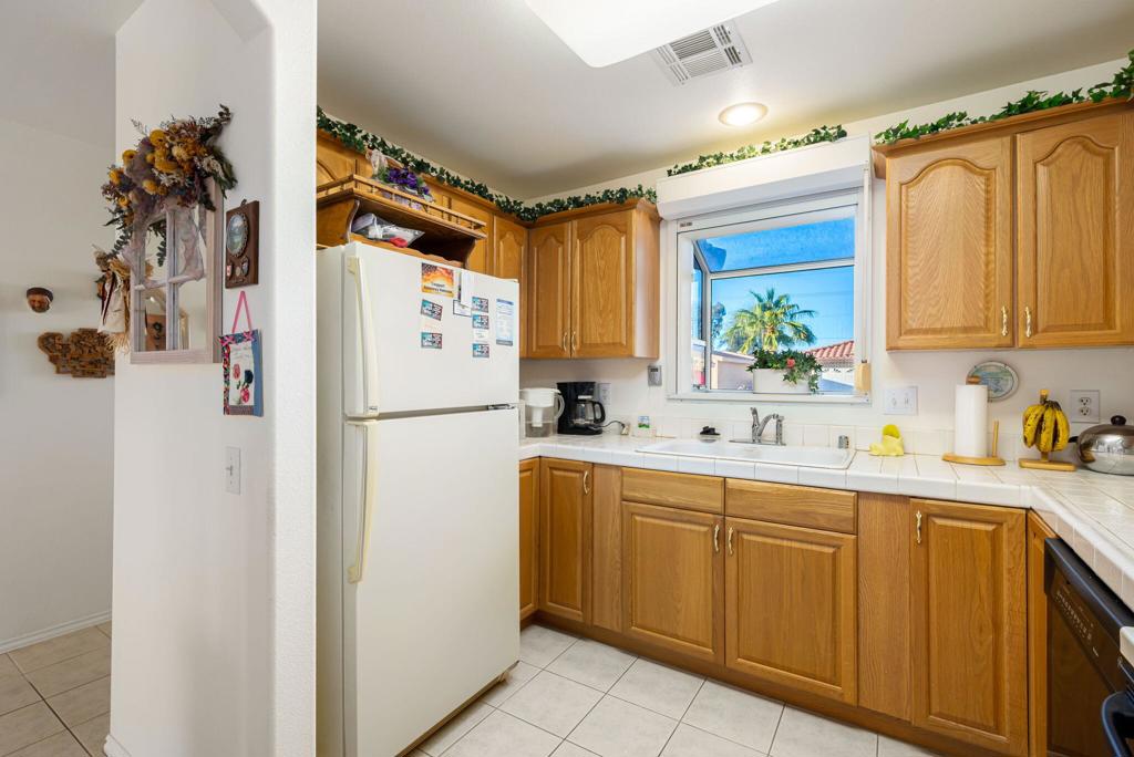 Desert Grove - Residential