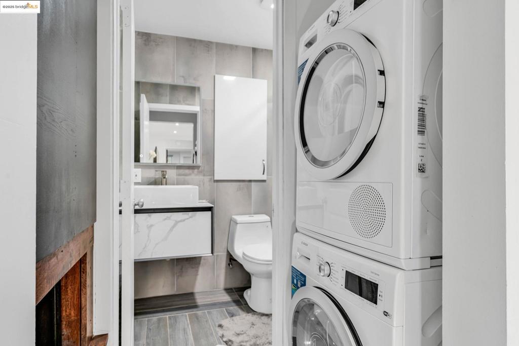 MONTCLAIR - Residential