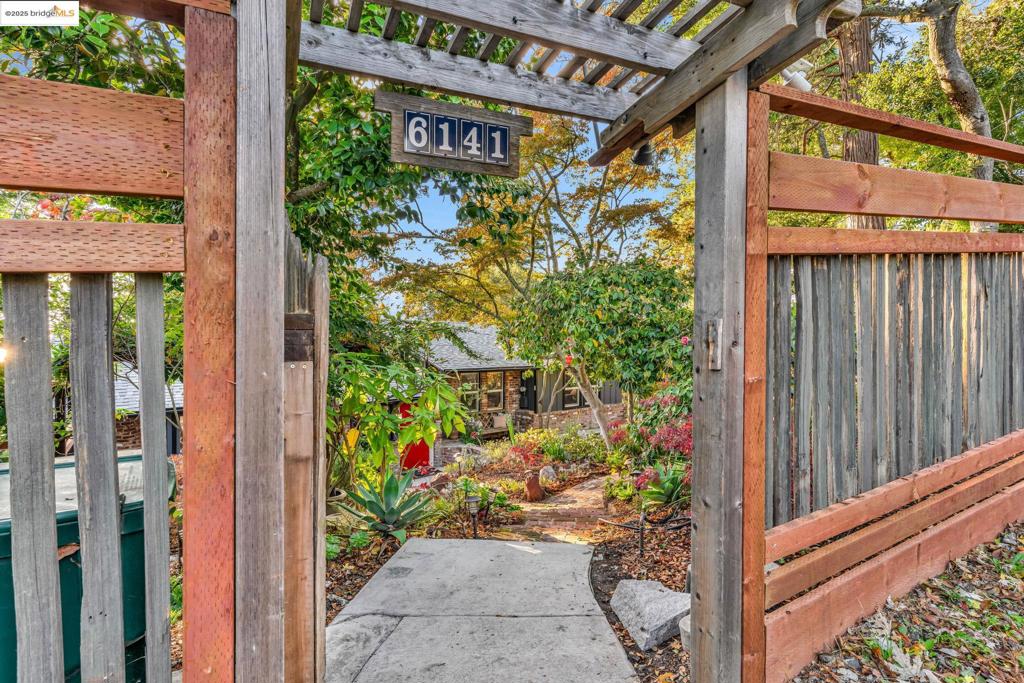 MONTCLAIR - Residential