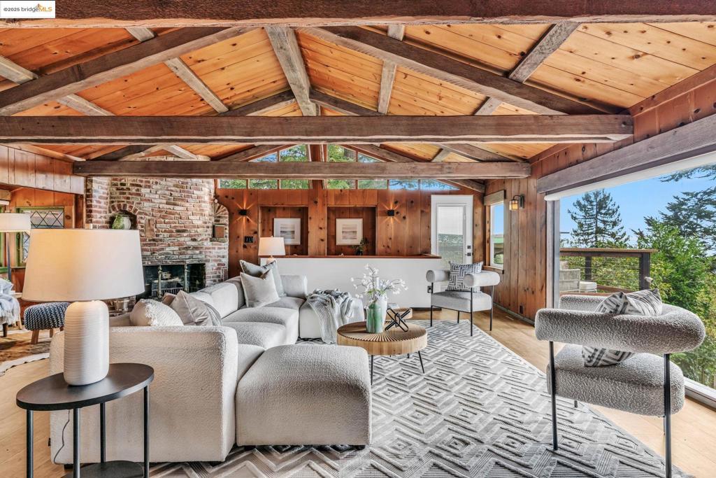 MONTCLAIR - Residential