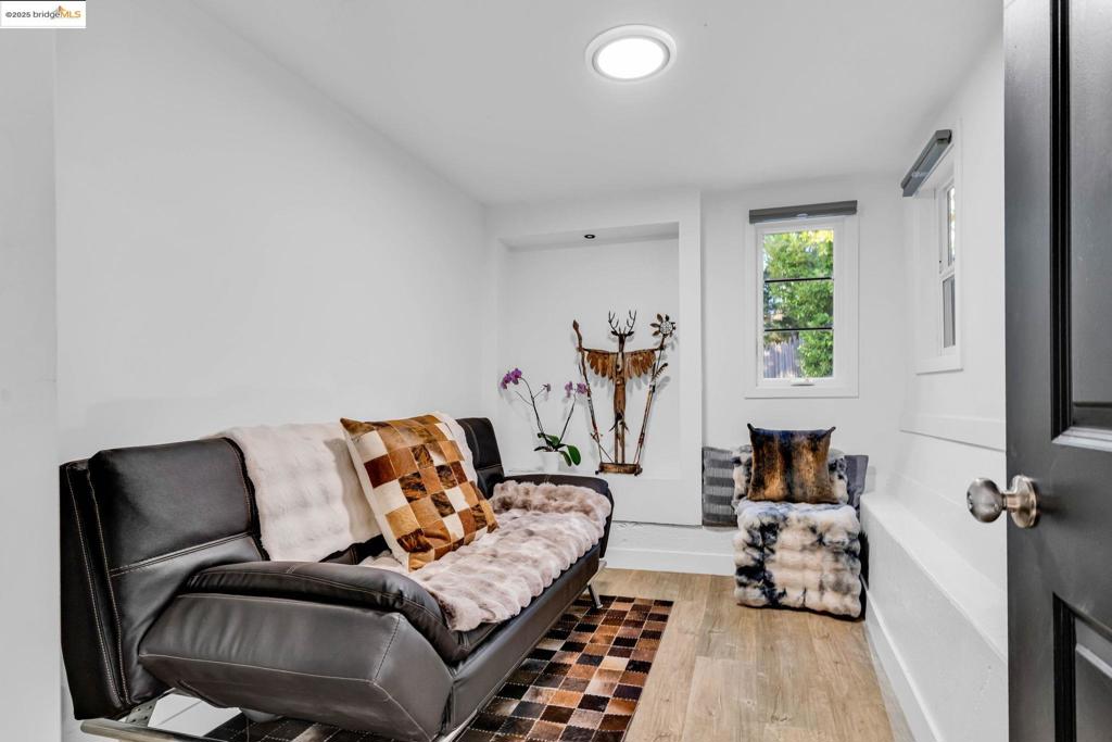 MONTCLAIR - Residential