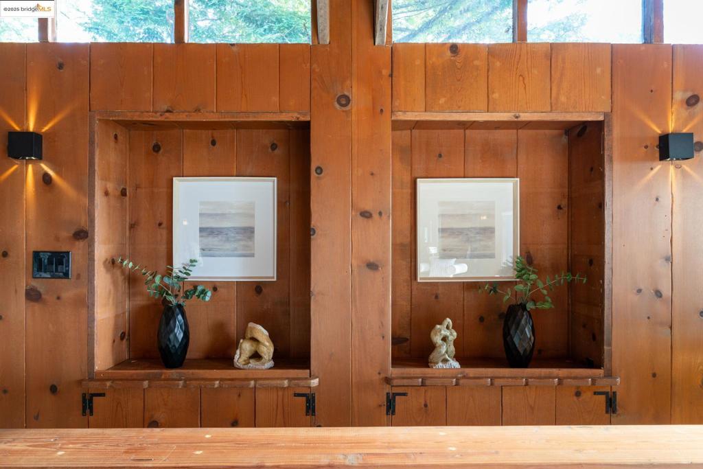 MONTCLAIR - Residential