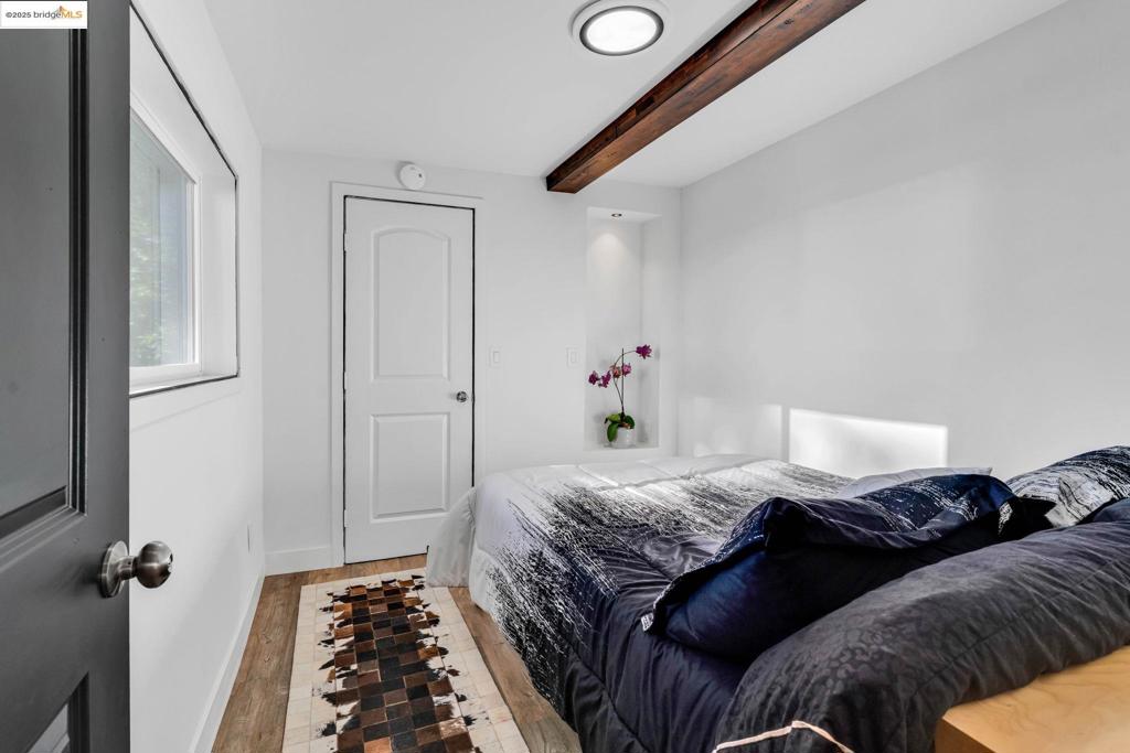 MONTCLAIR - Residential