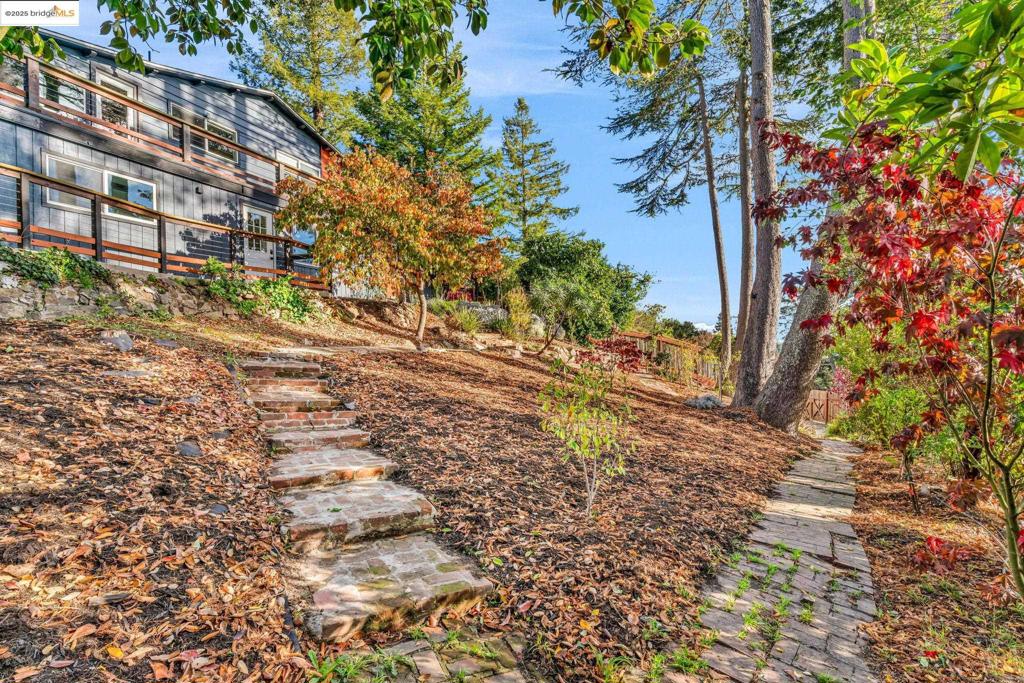 MONTCLAIR - Residential